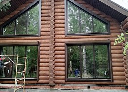 Евроокна современной деревянной конструкции имеют повышенную  шумоизоляцию. Такие окна помогают даже в том случае, если поблизости находится аэродром